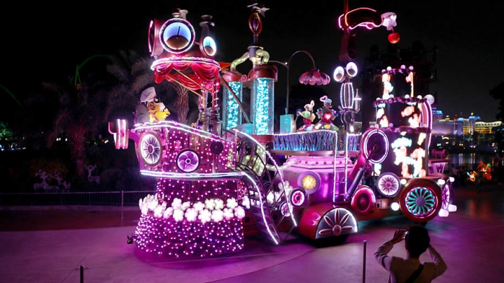 夢(mèng)幻糖果樂園巡遊花車